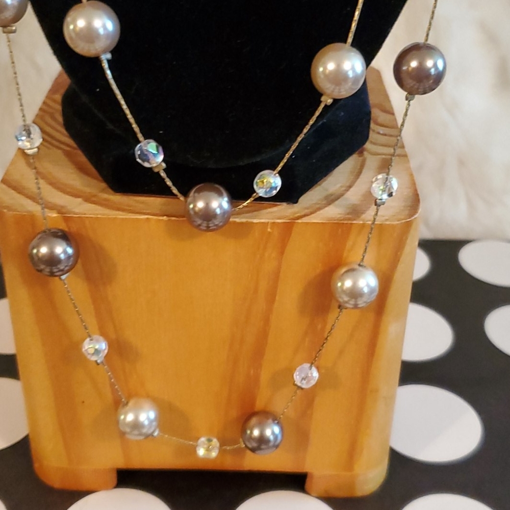 Lia Sophia beaded and crystal operetta necklace